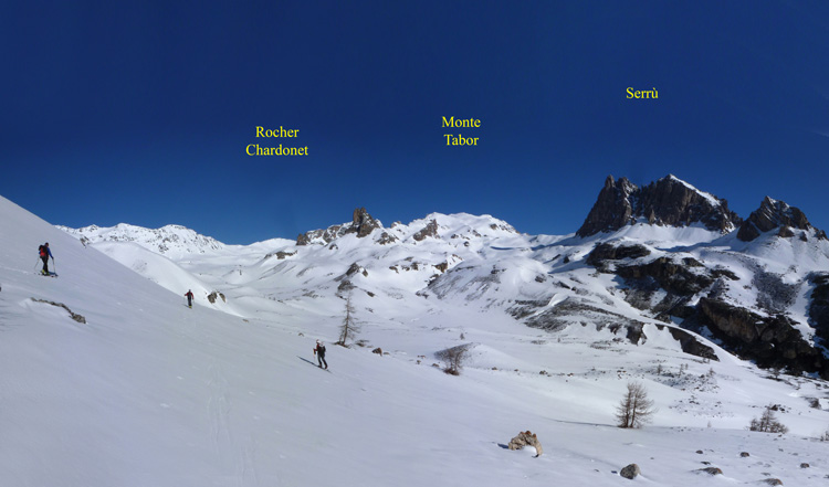 Pic_lac_Blanc_12_018a_R_Chardonnet_Tabor_Seru