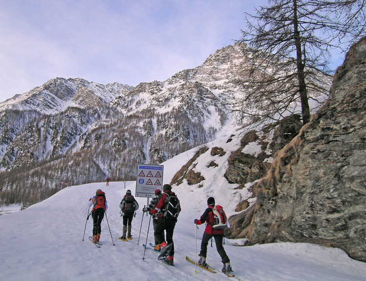 Losetta_03_Strada_Colle_Agnello