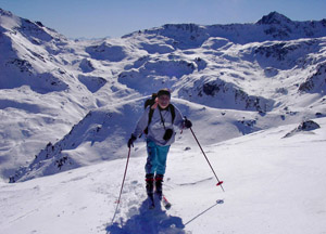 Arrivo in vetta con il colle di Luca alle spalle